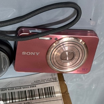 Sony Cyber-shot DSC-W570 Digital Camera 16.1MP 5x Optical Zoom Pink