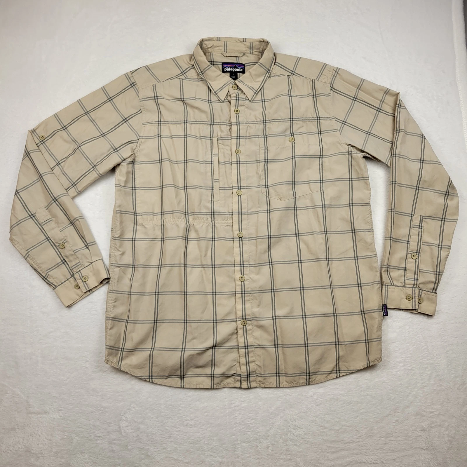 PATAGONIA Gallegos Shirt Men Large Nylon Vented Roll Tab Sleeve Beige Gray Plaid