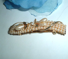 VINTAGE CLASSIC CHAMPAGNE PEARL WHITE RHINESTONE FLORAL HAIR BARRETTE