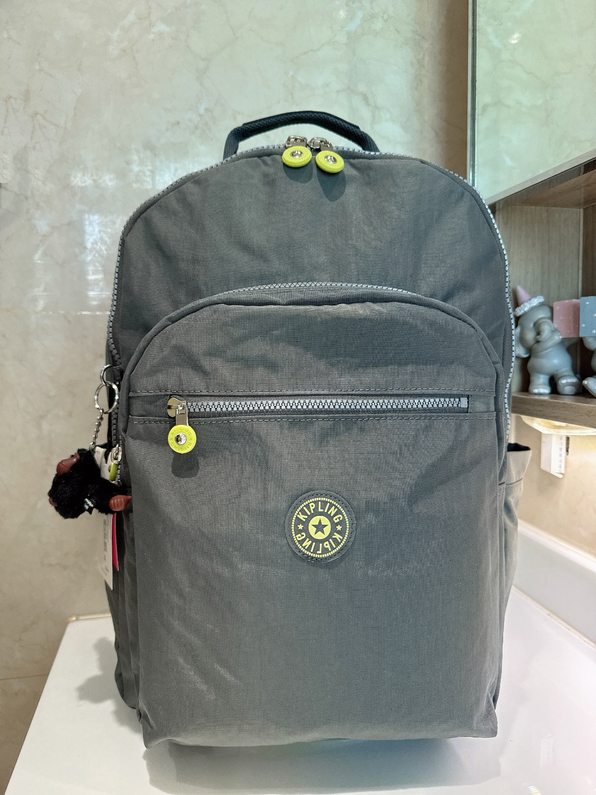 In Gray Yellow 47cm H