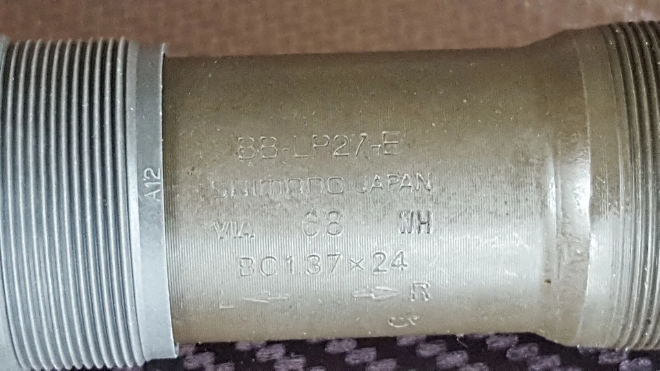 Shimano BB-LP27-E Bottom bracket (English) 68 x 110mm (Square) E Type  (NEW) - Image 4 of 4