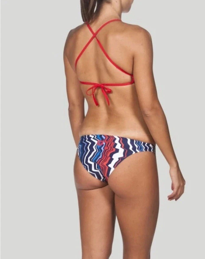 Top de bikini Arena con lazo en zig zag mosca azul marino rojo talla 28-nuevo con etiquetas Foto 2 de 2