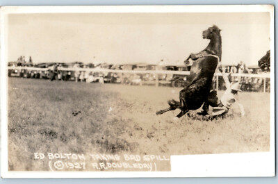 Rodeo Ed Bolton nimmt eine schlechte Verschüttung Ralph Doubleday Foto RPPC Postkarte 1927