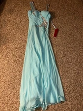 May Queen Couture Women’s Aqua detail long formal gown size 10