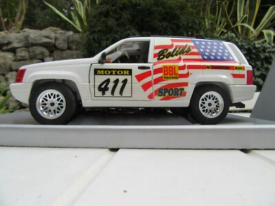 JEEP GRAND CHEROKEE RALLYE MAJORETTE 1/18 - Photo 1/4