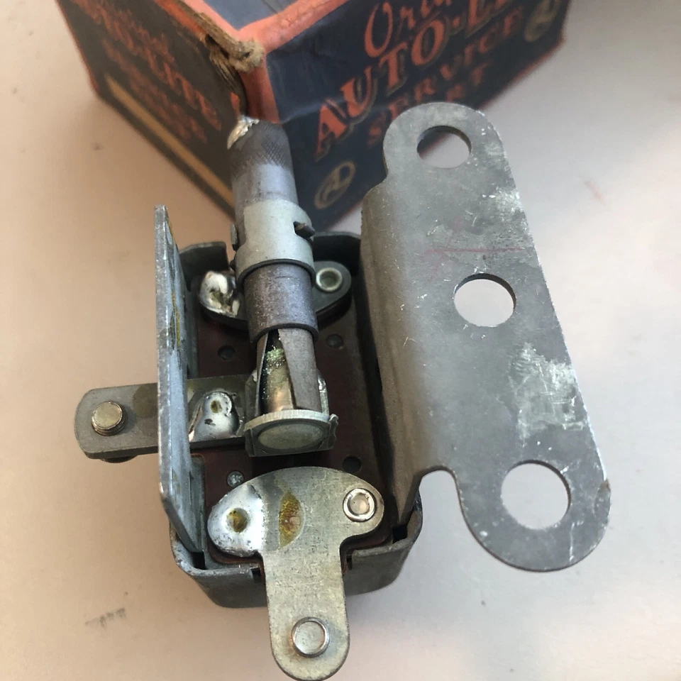 1937 Plymouth Dodge De Soto Horn Relay Nos Gm N BoxHR 4002 - Image 3 of 3