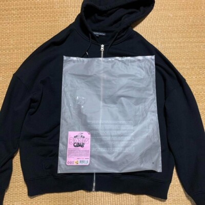 NewJeans Bunnies Club Hoodie(Black) Lサイズ Fan-made] NewJeans 2023 Bunnies Club Zippered Hoodie
