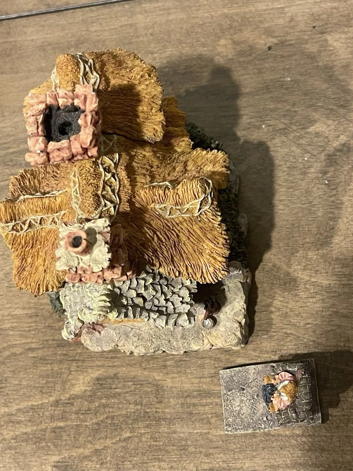 Boyds Bearly Built Villages Boyds Town Bailey's Cozy Cottage 风格 # 19002 2000 — 第 4/4 张图片