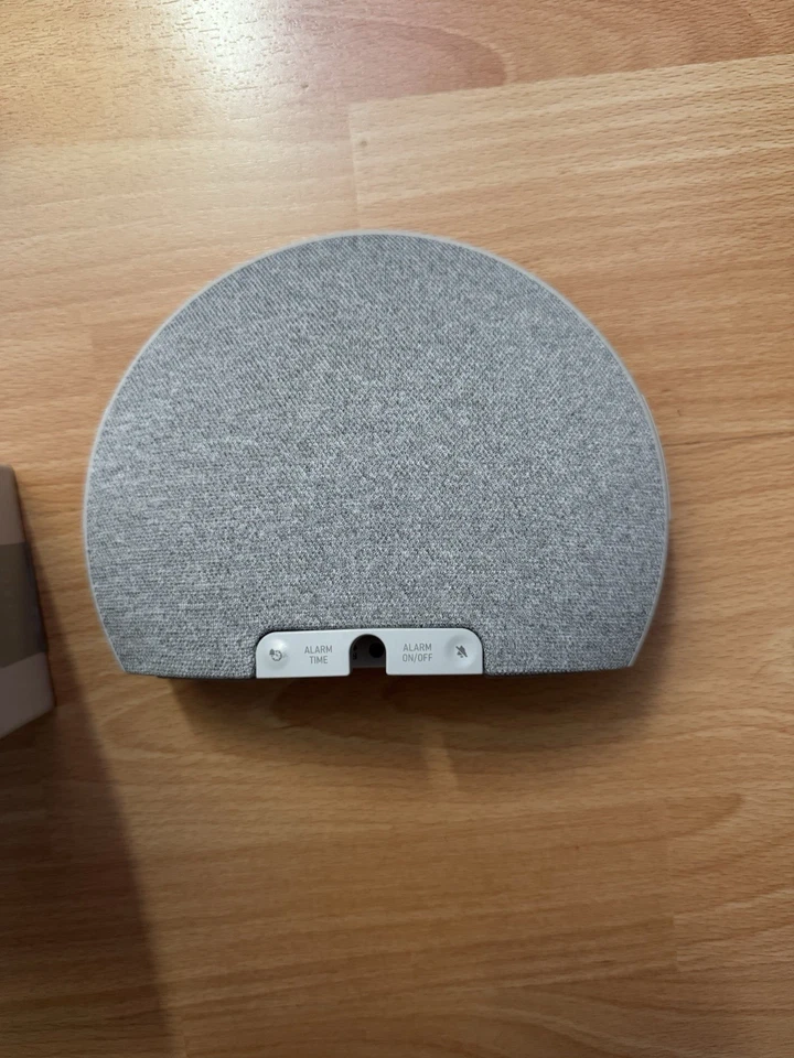 Hatch Restore 2 Sunrise Alarm Clock White and Grey. With Box & Instructions - Image 3 of 4