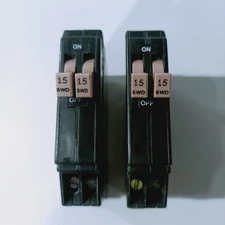 Lot of 2 Eaton CHT1515 Twin Tandem Circuit Breaker 15A 1-Pole Type CHT 120/240V