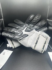 Reusch Attrakt Gold Nc 5570155
