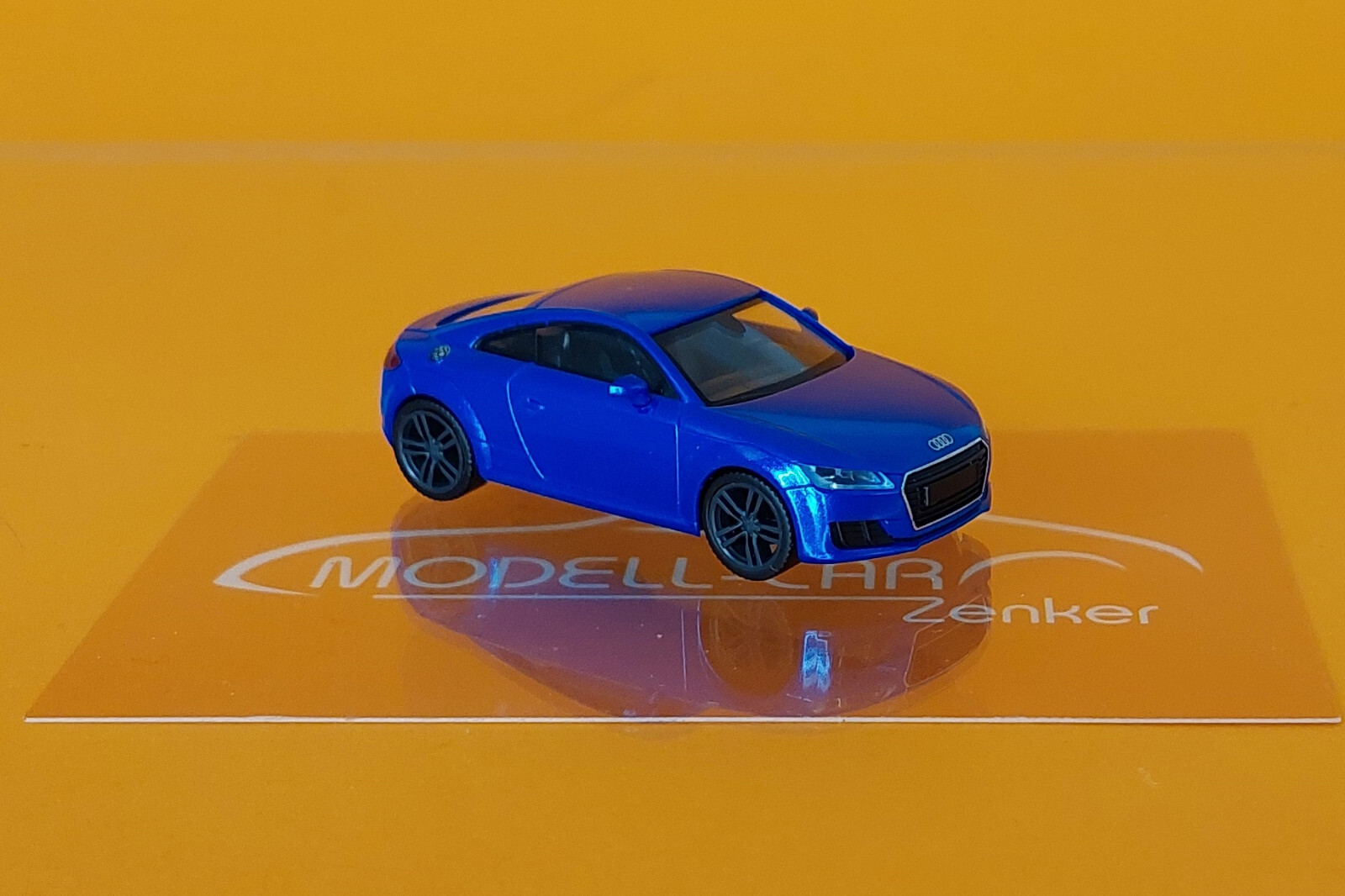 Herpa 038355-002 Audi TT Coupé (8S) arablau kristalleffekt /schwarz 1:87