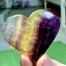 124G Natural Rainbow Fluorite Heart Carving Healing