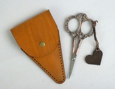 Craft scissors in a genuine leather case, gift for a craftswoman, Travel Knittin