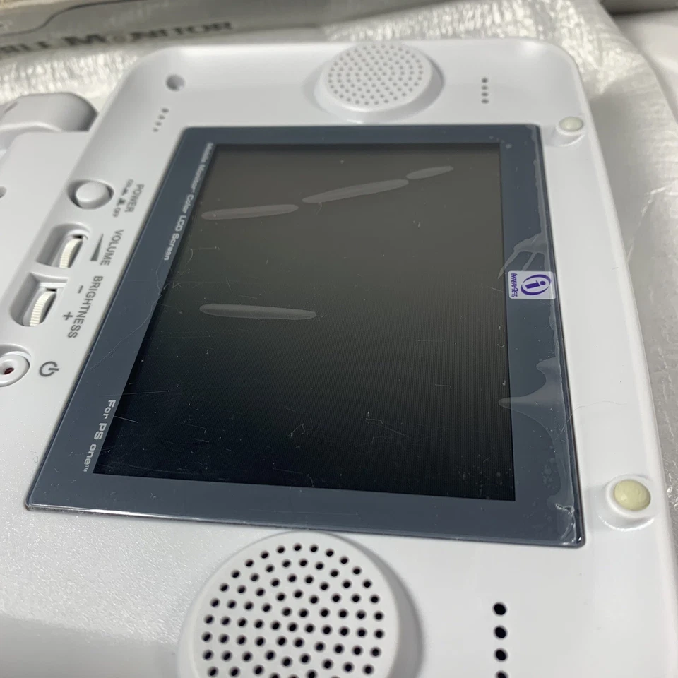 InterAct Mobile Monitor PS One - Image 3 of 4