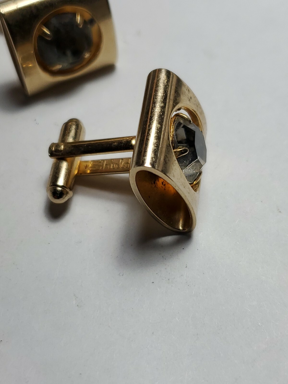 Goldtone Rectangular Cufflinks Shields glass cent… - image 2
