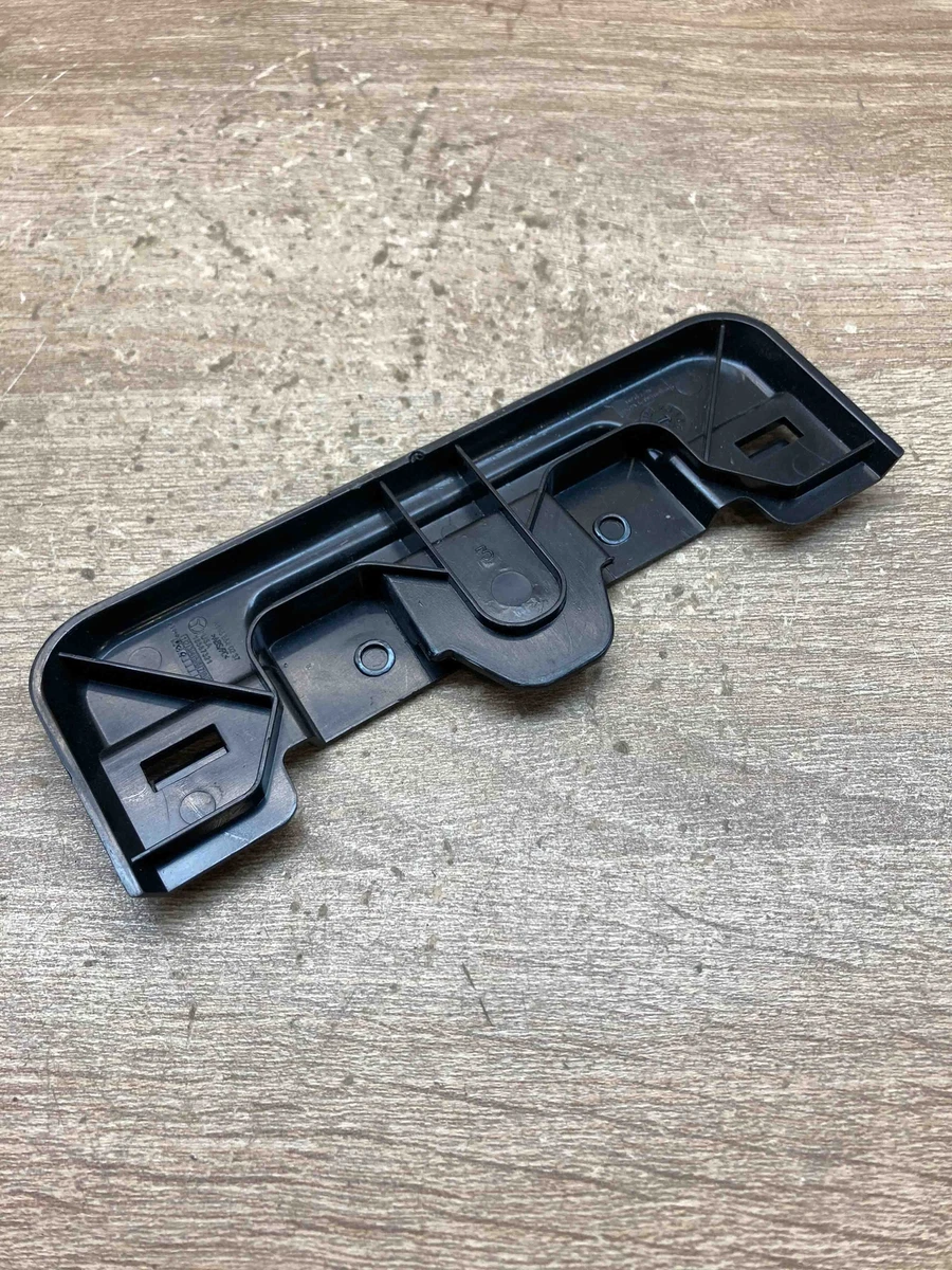 A1666640237 18567321 Mercedes Benz Plastic Trim Cover Bracket OE  