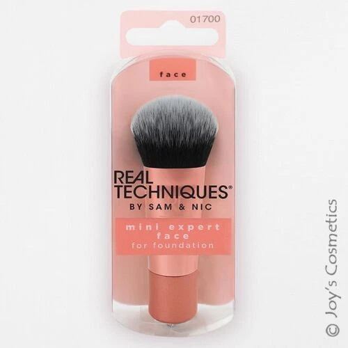 Real Techniques Oval Foundation Brushes