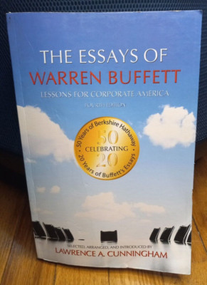 Warren Buffett, Essays of - Lessons for Corporate America 4th Ed. (Tr Pb Book)