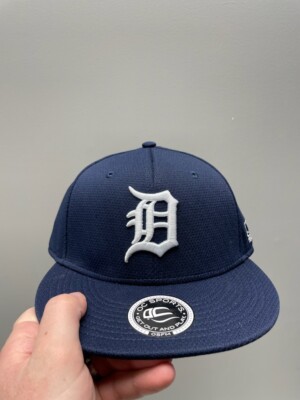 Detroit Tigers  - OSFM - Hook and Loop back - Lot of 13 - BRAND NEW