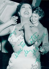 Photo Dancer and Actress Josephine Baker, Portrait, Autograph - 10811202