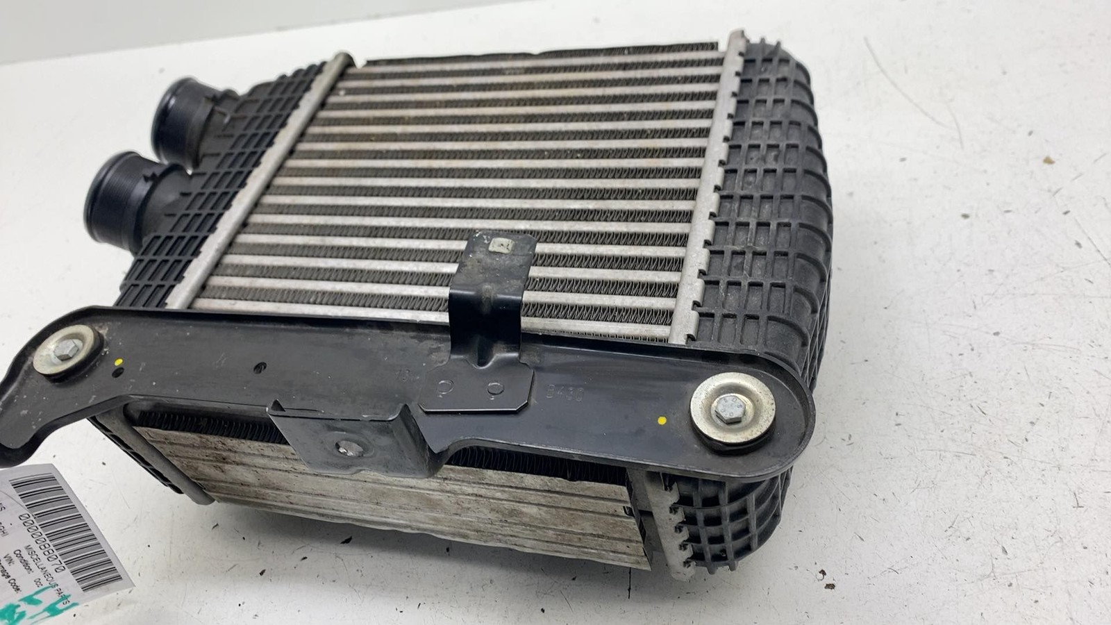 ⭕ 14-20 Maserati Ghibli Left Engine Radiator Turbocharger Intercooler 670109550