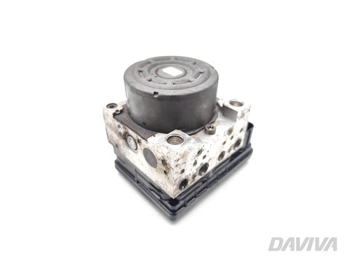 Peugeot 208 ABS-Bremspumpe 1.2 VTi 82 Benzin 60kW (82 HP) 9806891780 2013 2/3dr