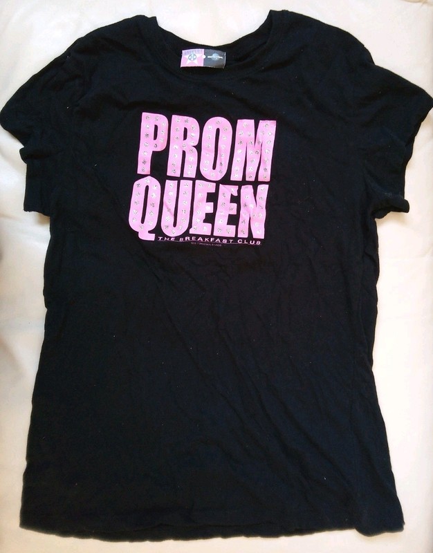 M / L Juniors Black & Pink S/S T-shirt Prom Queen The Breakfast Club