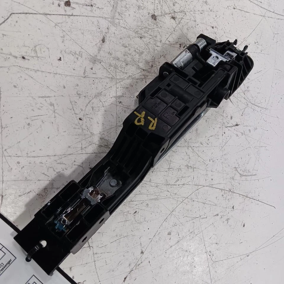 Manija de puerta de pasajero montaje exterior puerta trasera se adapta a Nissan Máxima 09-14 Foto 2 de 4