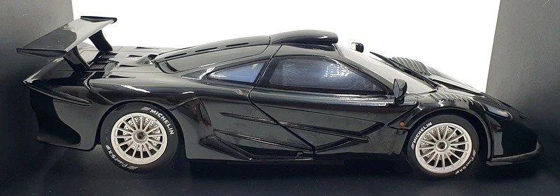 UT Models 1/18 Scale 26011 - Mclaren F1 GTR Road car 1997 - Black - Image 4 of 4