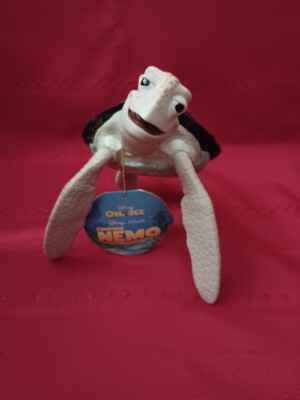 Disney On Ice Finding Nemo - ''Crush'' Toy Figurine