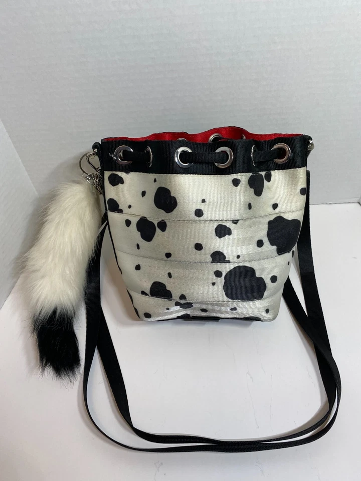 Mini tolva de parque Harvey's Disney 101 Dálmatas Cruella Foto 2 de 4