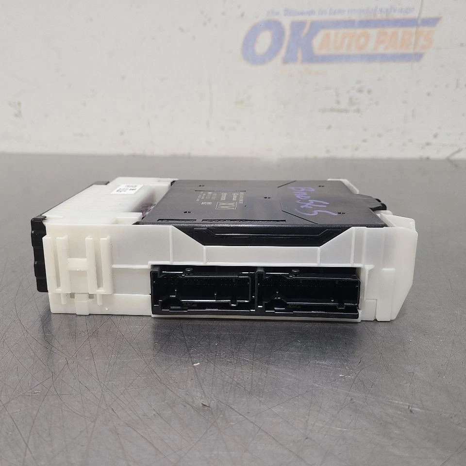 23 2023 TOYOTA CROWN XLE 2.5L HÍBRIDO MULTIPLEX MÓDULO DE CONTROL DE RED 8922130530 Foto 3 de 4