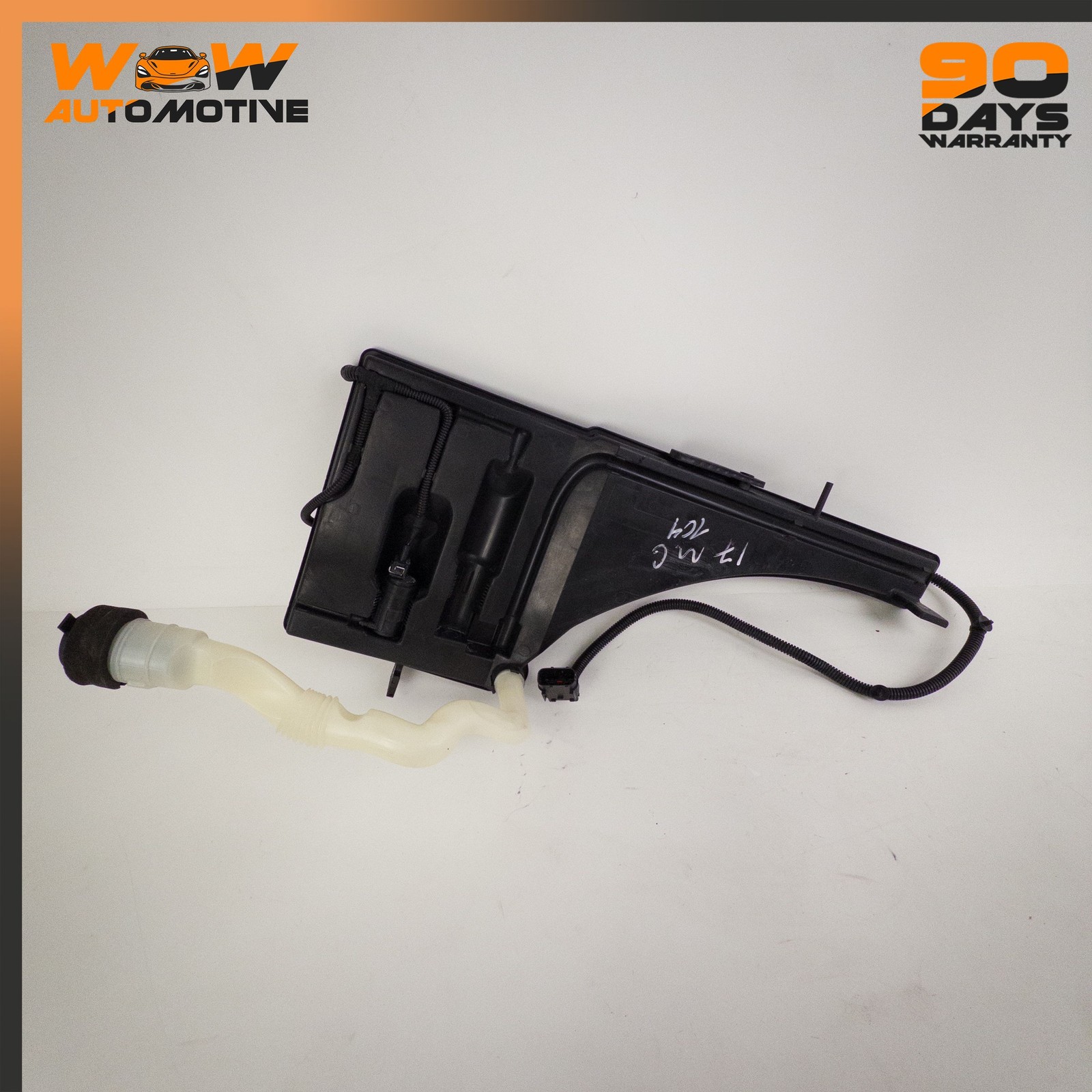 14-19 MASERATI GHIBLI QUATTROPORTE HEADLIGHT WINDSHIELD WASHER BOTTLE TANK OEM