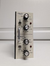 Vintage Industrial Research Products Knowles Voice Matic IRPI DE202