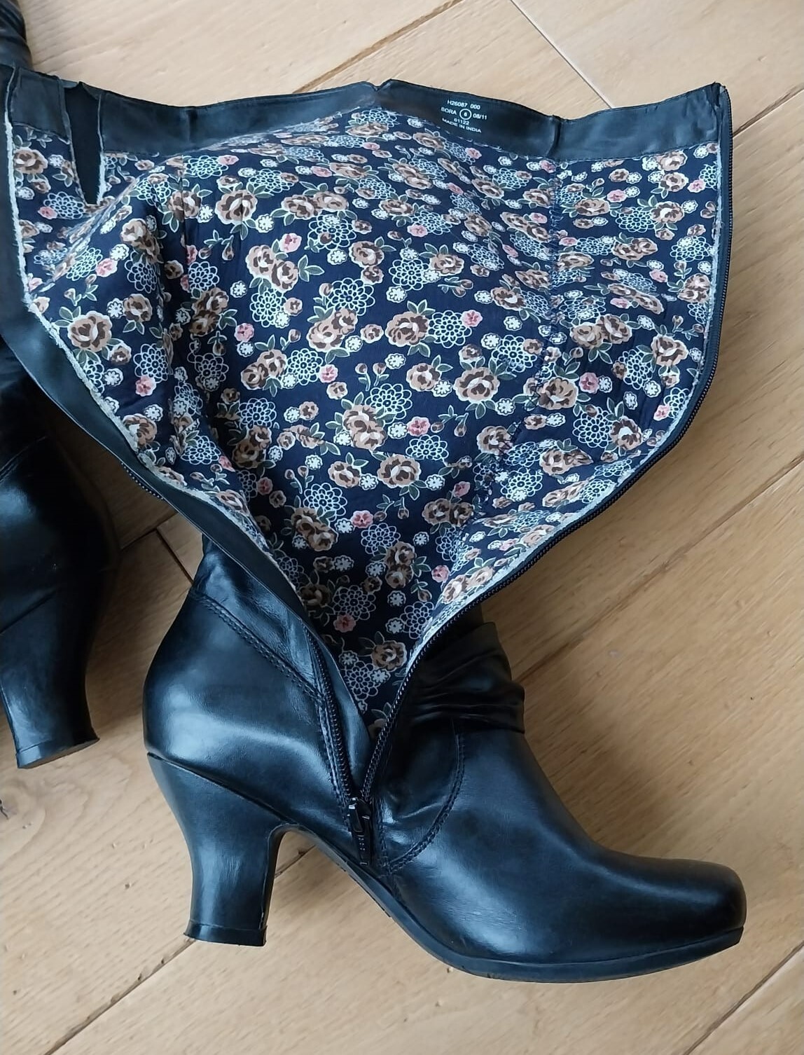 Ladies Hush Puppies Black Leather Full Length Boots UK Size 6 eBay