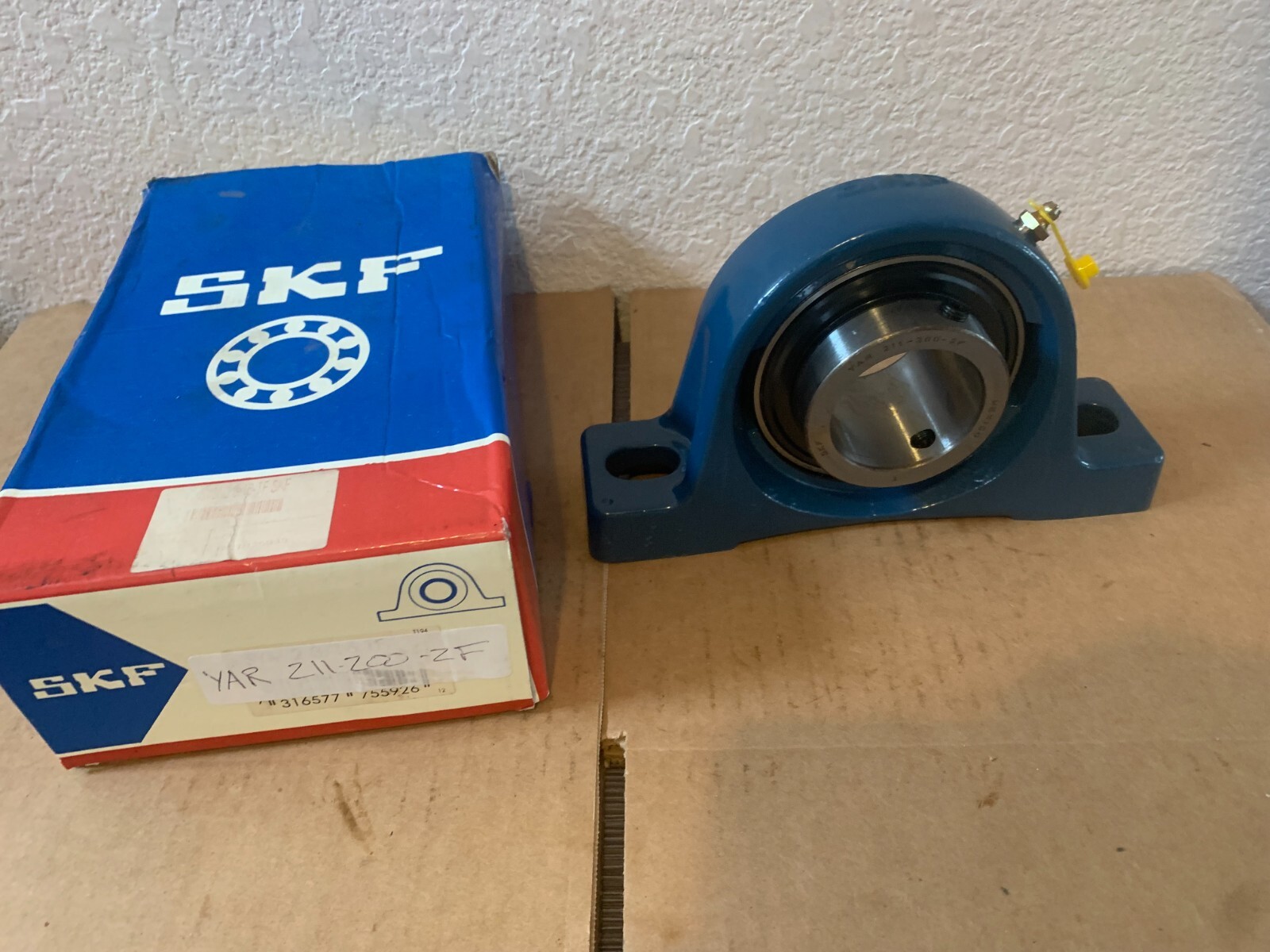 SKF SYM 23/16TF Pillow Block Plain Sleeve Bearing YAR 211200SF F3