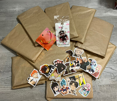 mystery manga: multiple manga's with extra gifts ( please read description )