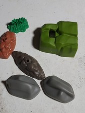 Plastic Army Men Rocks Lot Of 6