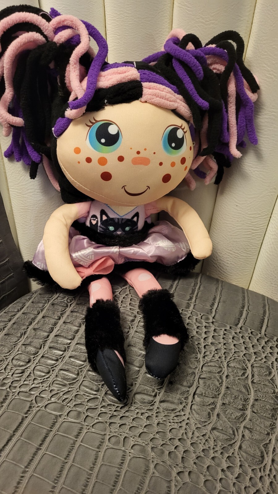 Flip Zee Girl ZURI CAT 2 in 1 Reversible Plush Doll Black Pink Kitty