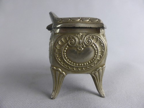 JOLIE BOITE EN METAL ARGENTE ART NOUVEAU MARQUE JANCO ECRIN BIJOUX COLOMBES NUME - Picture 5 of 10
