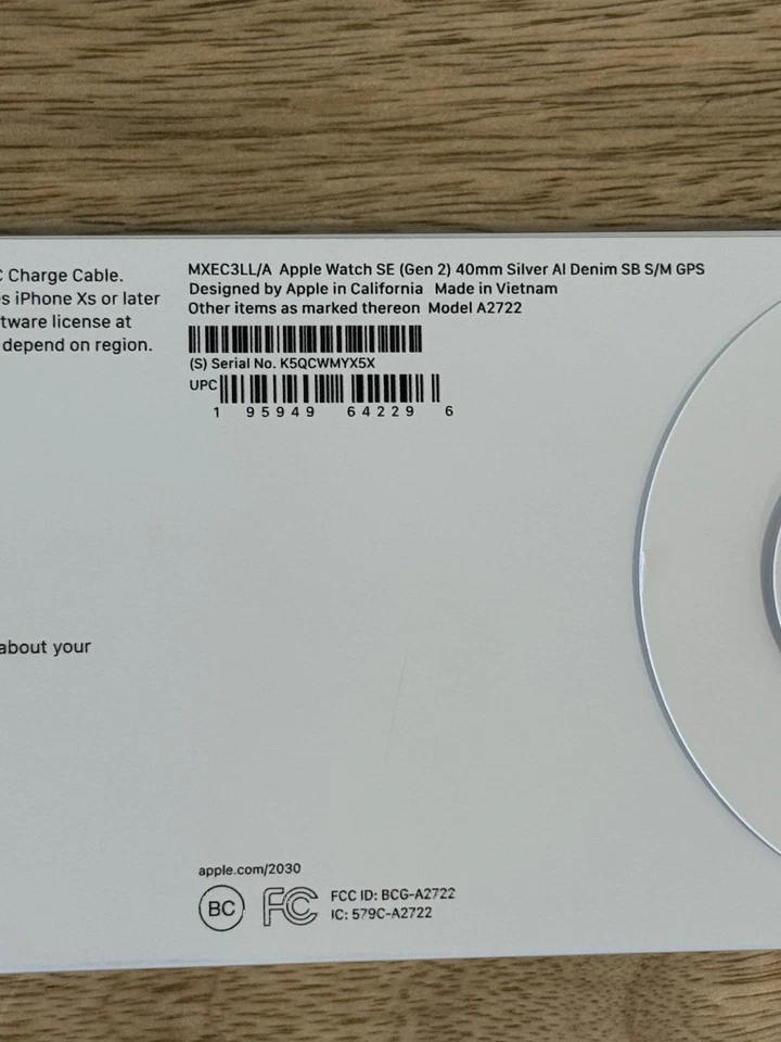 Apple Watch SE 2nd Gen 40mm GPS Silver w/Denim Sport Band MXEC3LL/A + Warranty! - Image 3 of 4