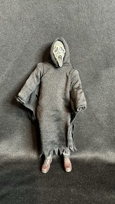 NECA Ultimate 7  Ghost Face Action Figure Scream Movie Horror