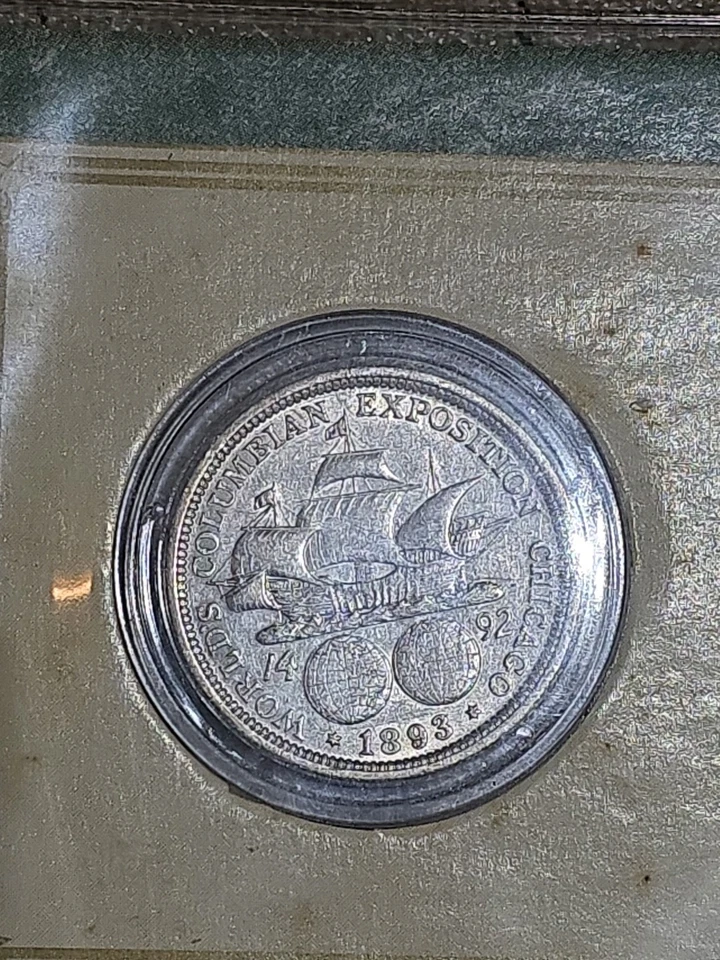 U.S. mint 1893 Colombian Exposition Half Dollar 90% Silver AU. Original book. - Image 3 of 4