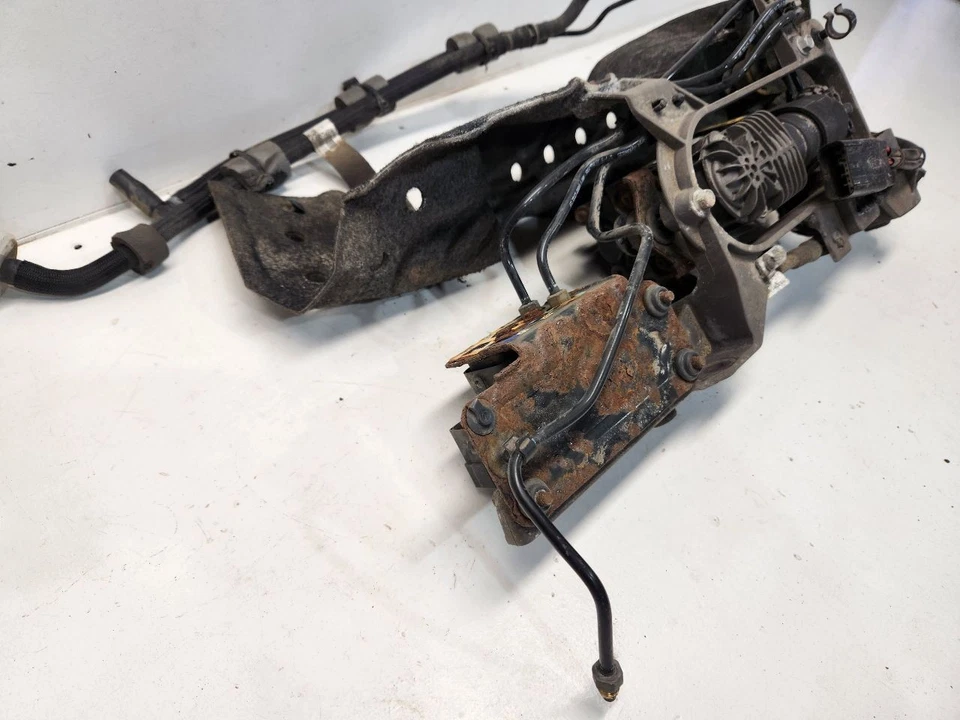 Compressor de suspensão a ar Dodge Ram 1500 2013-17 PN: 4877128AG - Imagem 3 de 4