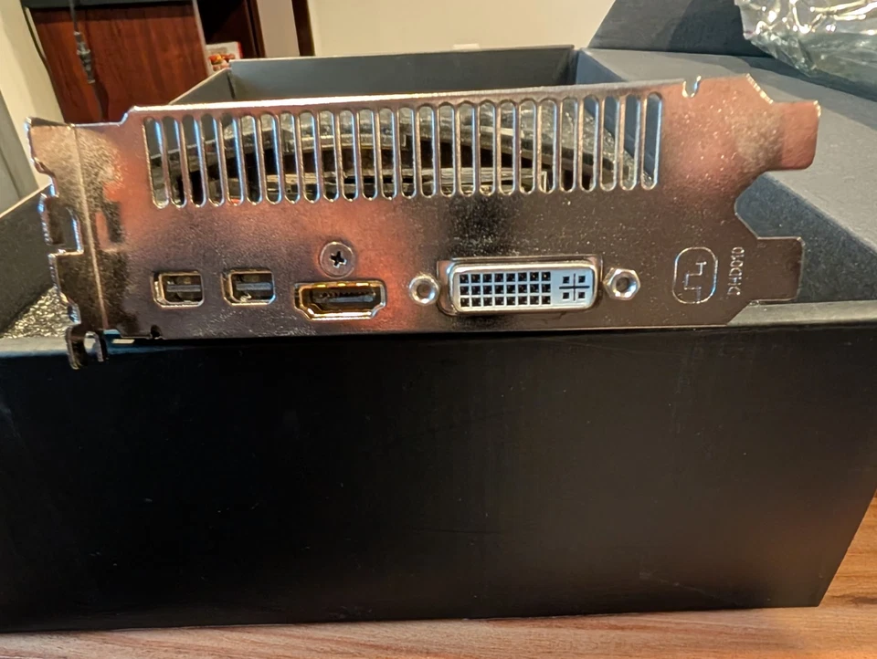 Gigabyte GV-R787OC-2GD Graphics Card Radeon HD 7870 2GB HDMI DVI-I Min - Image 3 of 4