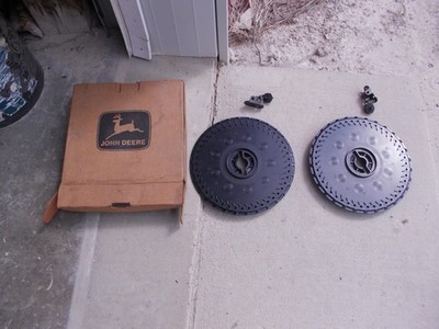 John Deere JD planter Sugar Beet seed disk wheel BH78501 NEVER USED x2 / bracket