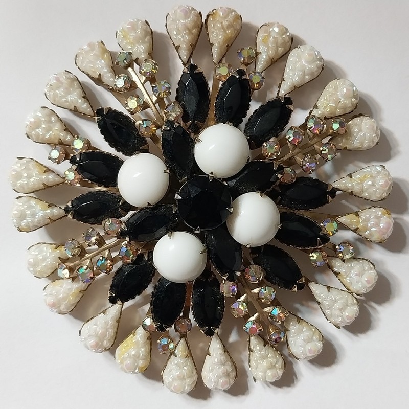 Vtg Black White Milk Glass AB Rhinestone Gold Tone Starburst Layered Brooch 3.5"