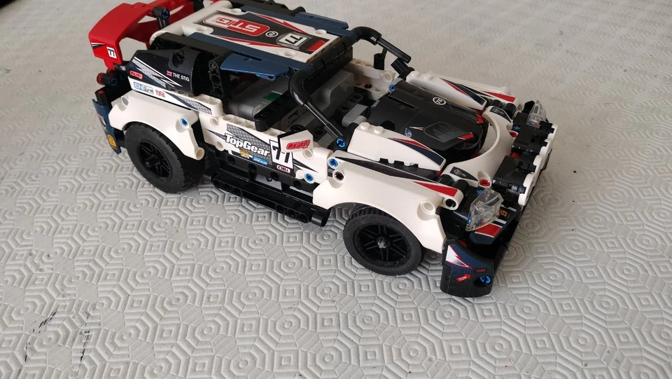LEGO Technic 42109 App-Controlled Top Gear Rally Car, foto 1 di 5
