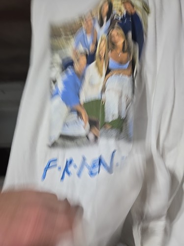 Vtg Y2K FRIENDS TV Show T-Shirt Double Sided Embroidered "FRIENDS" Men's 2XL - Picture 12 of 23